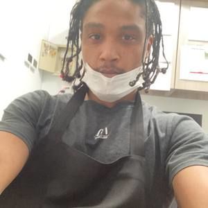 Meet your Posher, Cliff